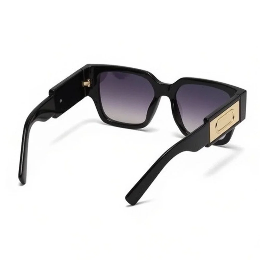Women Oversized Black Square Sunglasses With Bold Gold Temple Accents Lentes New